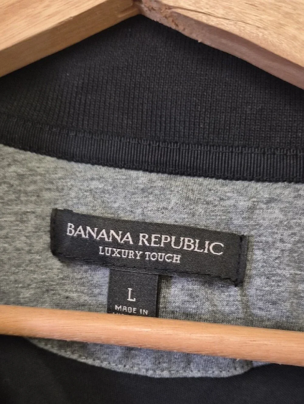Banana Republic Men’s Black Short-Sleeve Polo Size L